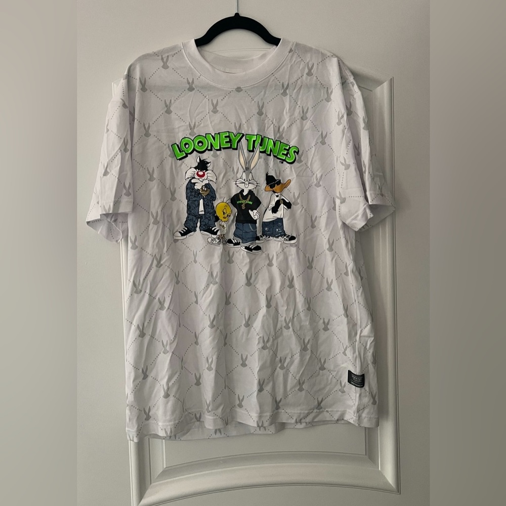 Joy rich Looney Tunes Tshirt